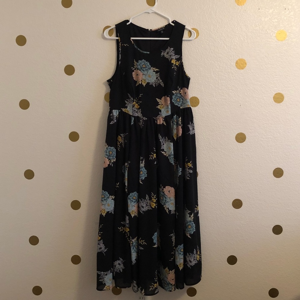 Torrid midi dress size: 10/Large